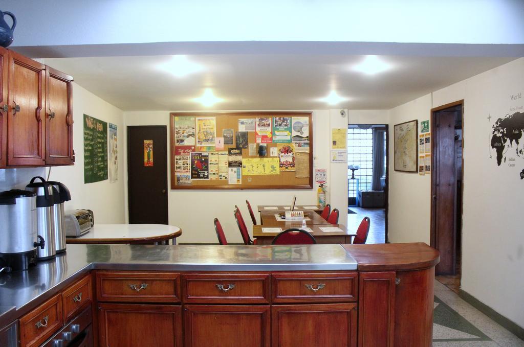 Hostal La Pinta Bogotá Kültér fotó