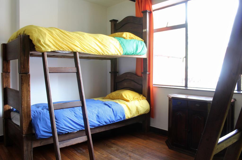 Hostal La Pinta Bogotá Kültér fotó