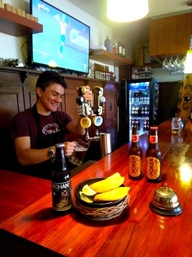 Hostal La Pinta Bogotá Kültér fotó