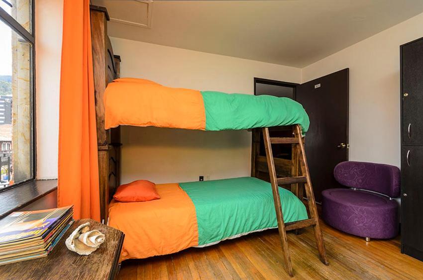 Hostal La Pinta Bogotá Kültér fotó