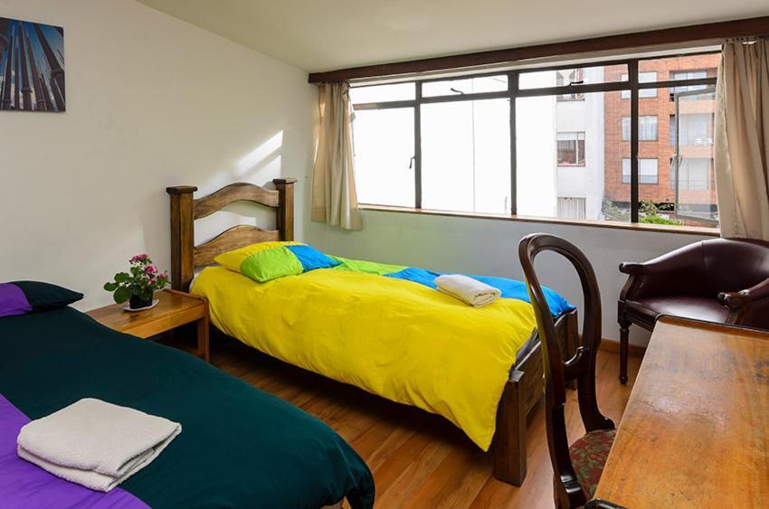 Hostal La Pinta Bogotá Kültér fotó