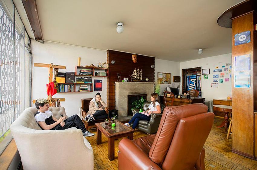 Hostal La Pinta Bogotá Kültér fotó