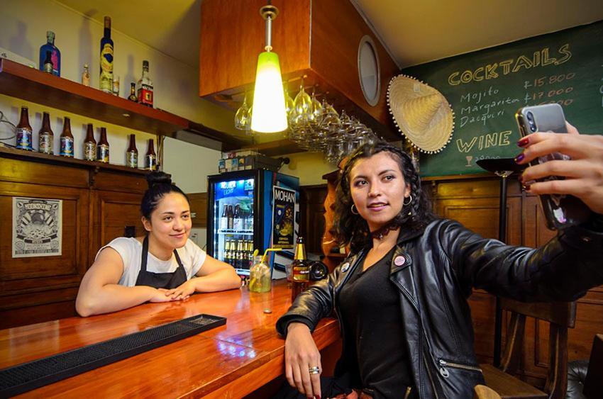 Hostal La Pinta Bogotá Kültér fotó